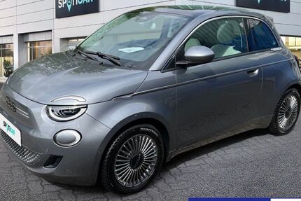 Fiat 500e 34.032 km 21.990 &euro; Hamburg 22529