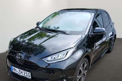 Toyota Yaris 2.301 km 23.780 &euro; Hamburg 22399