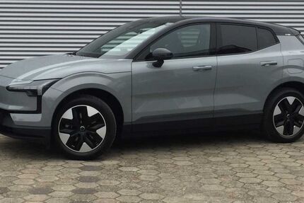 Volvo EX30 1.109 km 34.450 &euro; Hamburg 22393