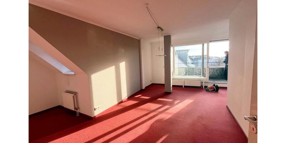 Dachgeschoßwohnung Hamburg Eppendorf - 3.5 Zimmer, 97 m&sup2;, 850.000&euro; | Angebot:26577648