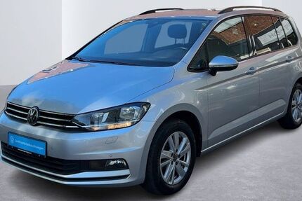 VW Touran 77.650 km 25.888 &euro; Hamburg 22303