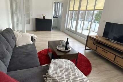 Zimmer Hamburg Rahlstedt - 2 Zimmer, 1.350&euro; | Angebot:27336713
