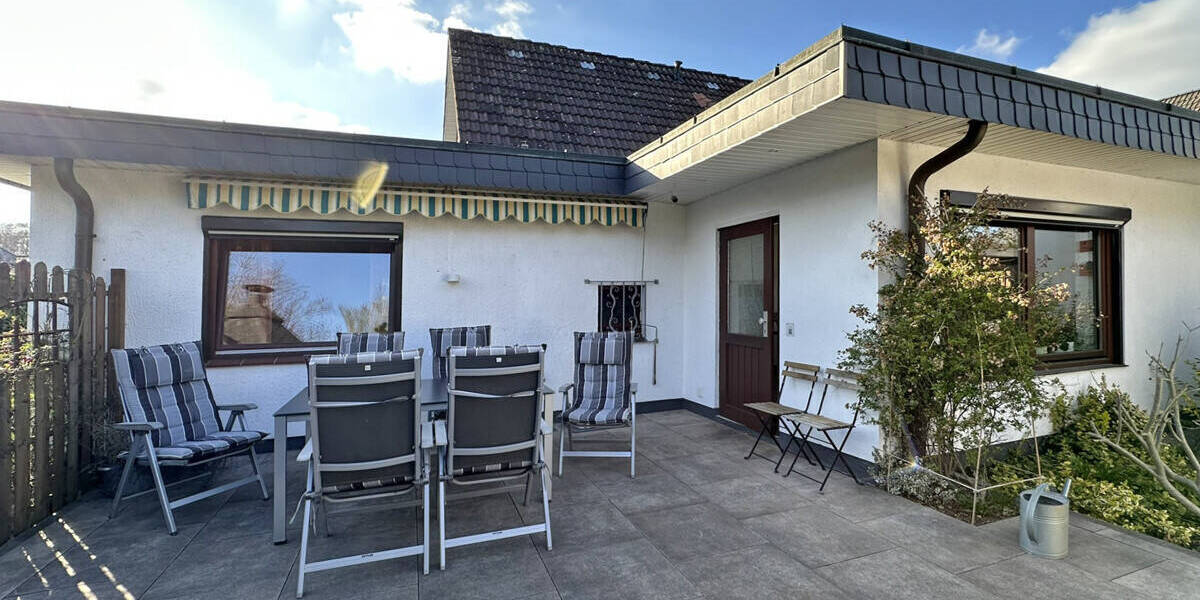 Doppelhaushälfte Hamburg Lurup - 3 Zimmer, 97 m&sup2;, 450.000&euro; | Angebot:26105398