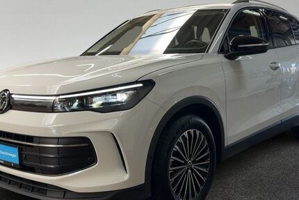 VW Tiguan 25.746 km 33.885 &euro; Hamburg 22761