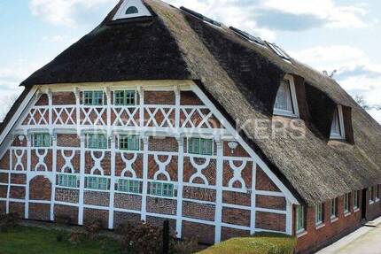 Liebhaber gesucht- für den Ausbau eines geschichtsträchtigen Hufnerhauses zimmer