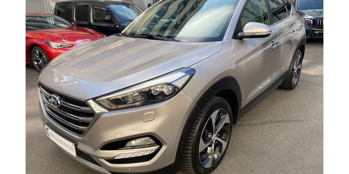 Hyundai TUCSON 139.100 km 14.900 &euro; Hamburg 20099