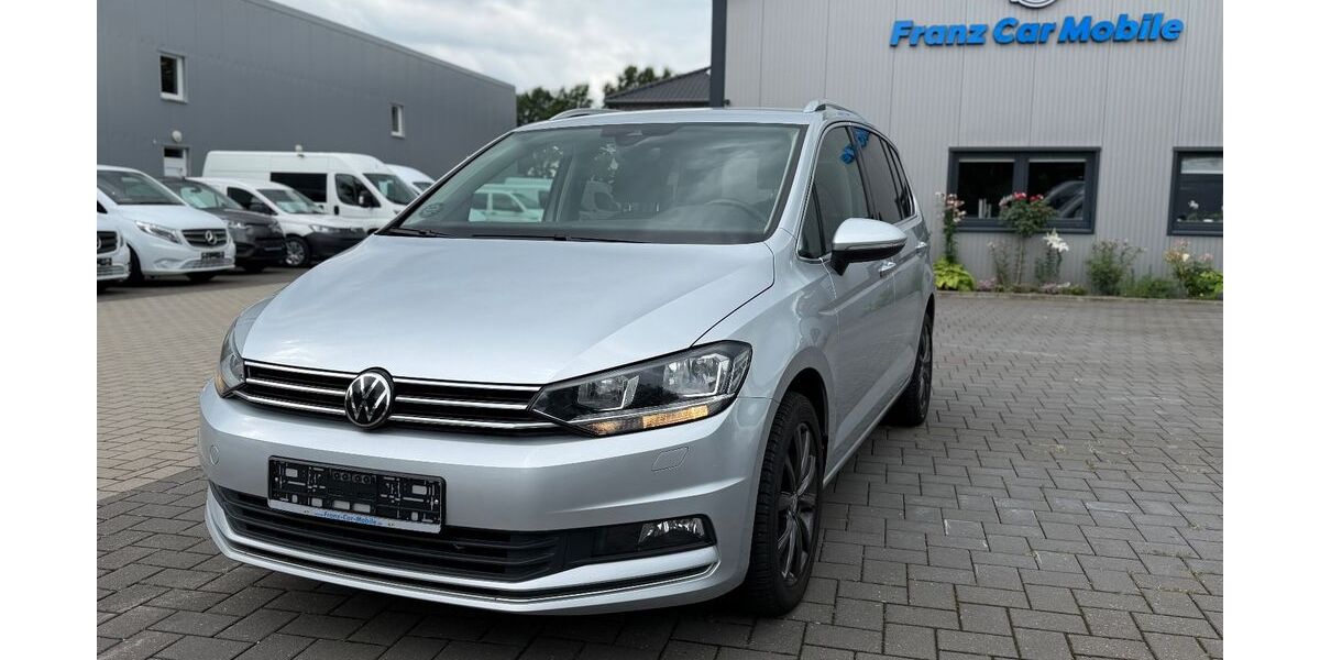 VW Touran 89.044 km 23.800 &euro; Appen-Etz 25482