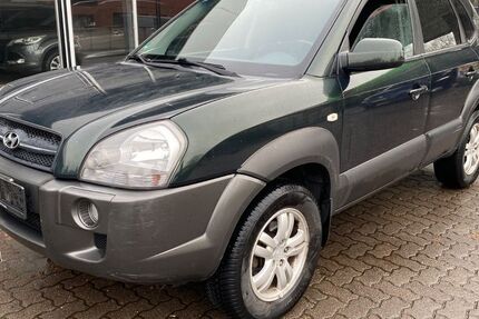 Hyundai TUCSON 159.000 km 3.790 &euro; Beckdorf 21643