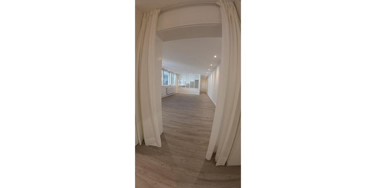 Außergewöhnliche Fläche am Fuß der Schwarzen Berge - komplett saniert, Erstbezug - Erdgeschoßwohnung Rosengarten Ehestorf | Angebot:27529474