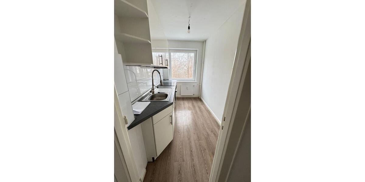Erdgeschoßwohnung Hamburg Wandsbek - 3 Zimmer, 70 m&sup2;, 1.700&euro; | Angebot:26276046
