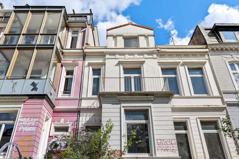 Haus zum Kaufen in Hamburg 1.150.000 € 297 m²