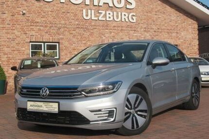 VW Passat 109.881 km 13.900 &euro; Henstedt Ulzburg(20 km nördlich von HH-direkt an der A7) 24558