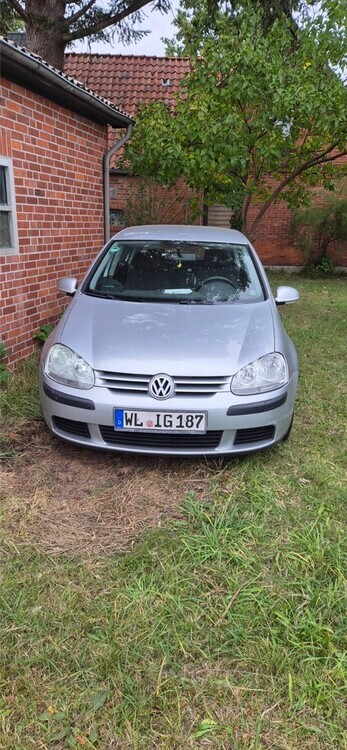 VW golf 5 315.000 km 2.700 € Drage 21423