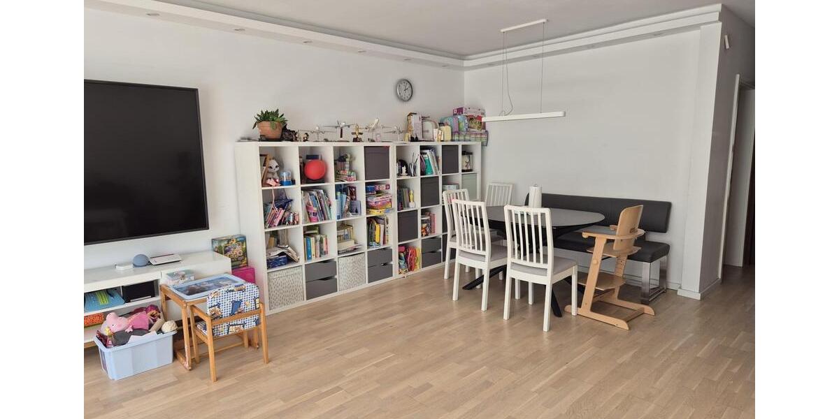 Reihenhaus Norderstedt Friedrichsgabe - 4.5 Zimmer, 114 m&sup2;, 1.920&euro; | Angebot:25232400