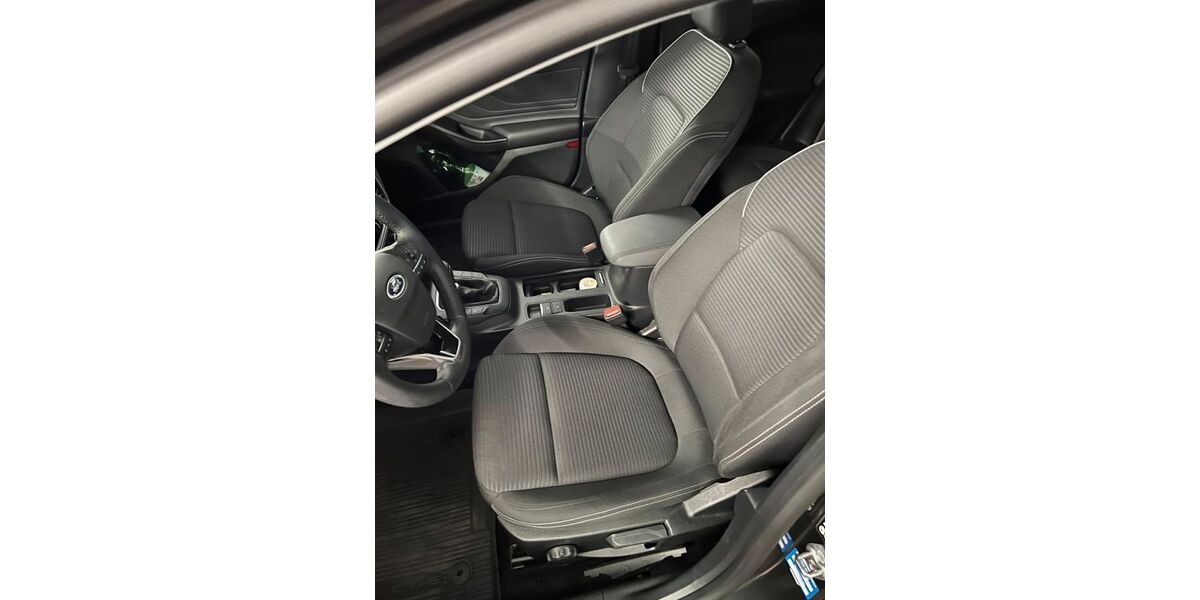 Ford Focus 16.184 km 17.000 &euro; Hamburg 22119