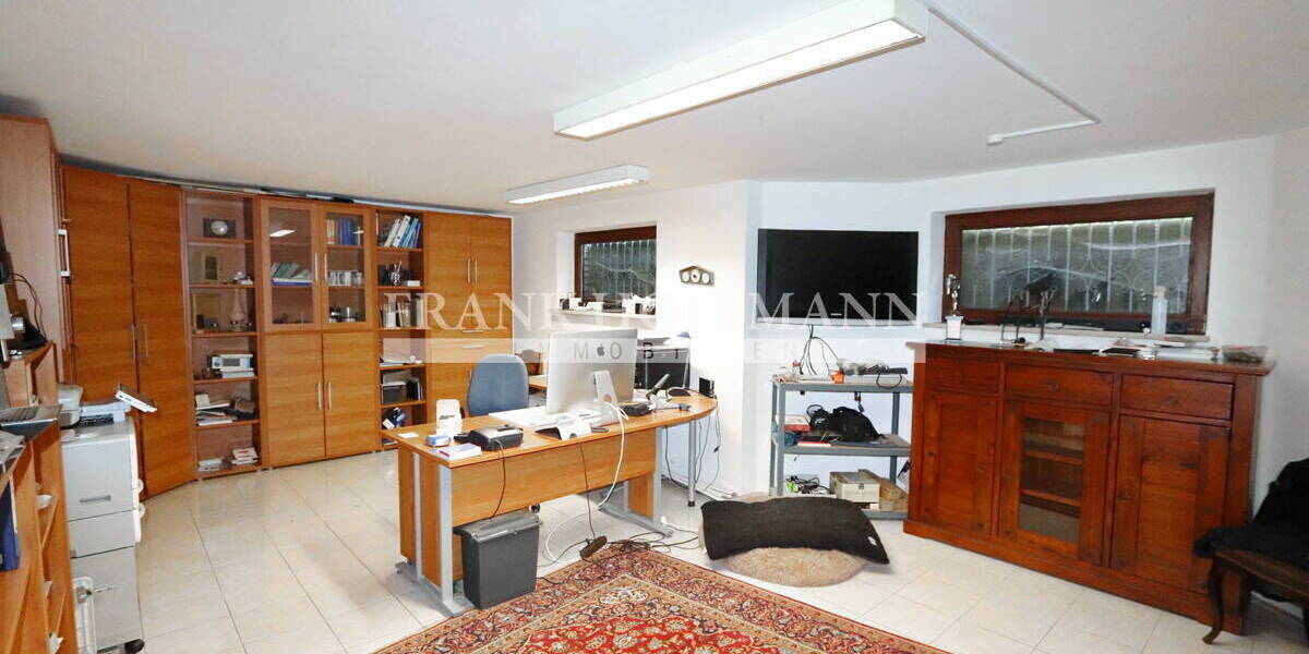 Gewerbeobjekt Quickborn - 699.000&euro; | Angebot:26763719