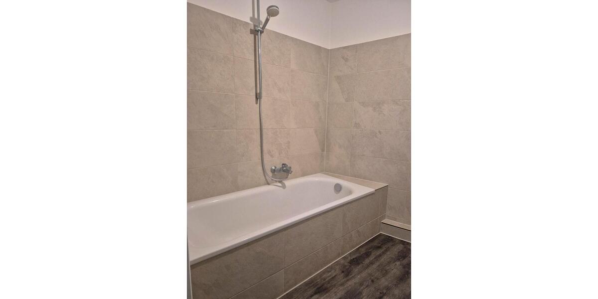 Hochparterre Hamburg Wandsbek - 2 Zimmer, 68 m&sup2;, 335.000&euro; | Angebot:26684650