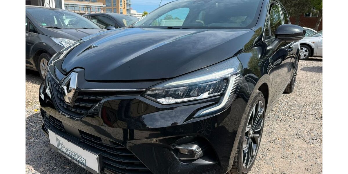 Renault Clio 63.982 km 12.990 &euro; Hamburg 22179