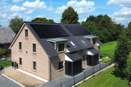 Haus zum Kaufen in Hollern-Twielenfleth 499.000 € 151 m²