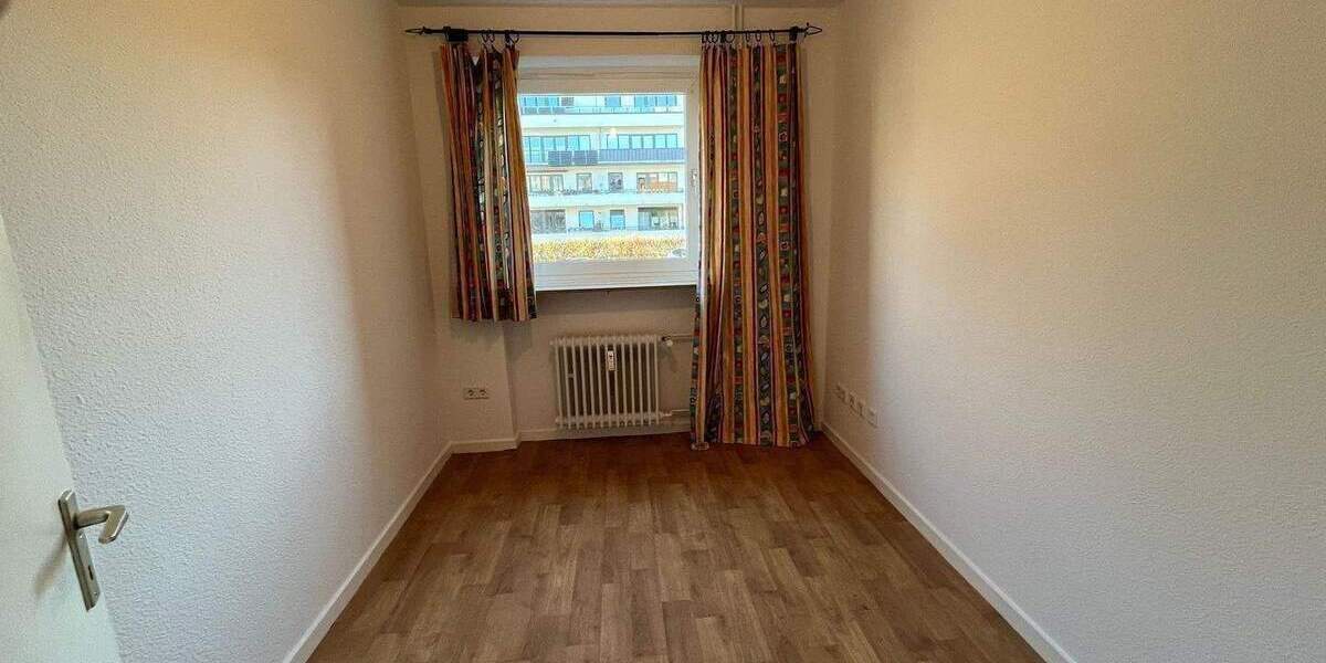 Mehrfamilienhaus, Wohnhaus Hamburg Schnelsen - 2 Zimmer, 299.000&euro; | Angebot:25821694