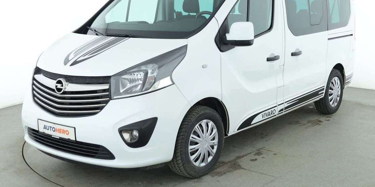 Opel Vivaro 97.761 km 21.350 &euro; Hamburg 22529