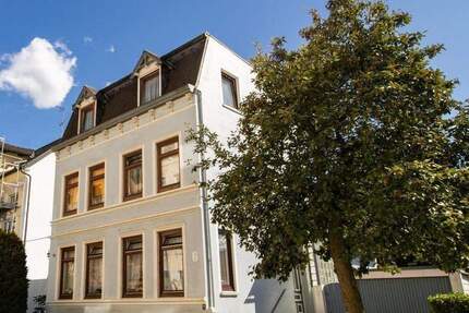 Haus Hamburg Bergedorf - 9 Zimmer, 170 m&sup2;, 599.000&euro; | Angebot:24971989