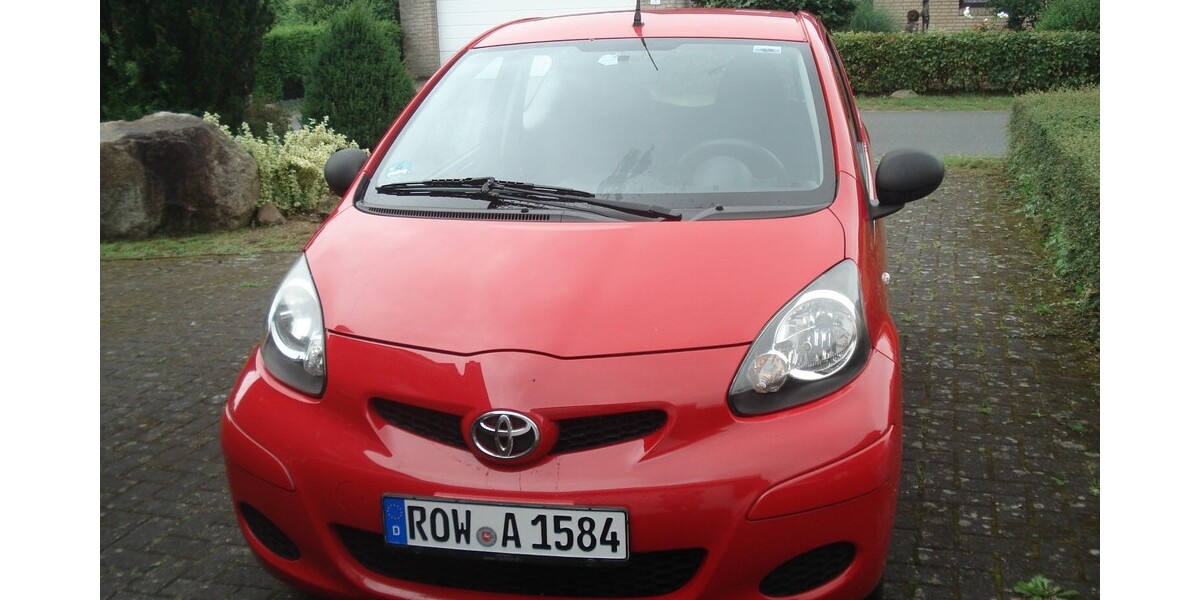 Toyota Aygo 155.000 km 1.400 € Hamburg 20038