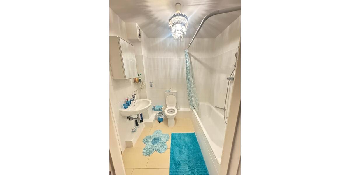 Etagenwohnung Hamburg Wandsbek - 2 Zimmer, 65 m&sup2;, 1.200&euro; | Angebot:26646718