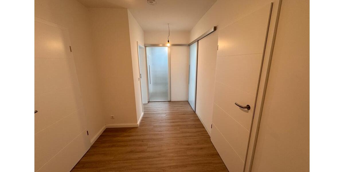 Etagenwohnung Hamburg Schnelsen - 4 Zimmer, 83 m&sup2;, 1.750&euro; | Angebot:26075337
