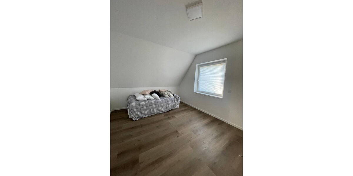 Einfamilienhaus Ahrensburg - 6 Zimmer, 137 m&sup2;, 650.000&euro; | Angebot:26080543