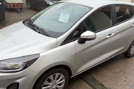 Ford Fiesta 8.350 km 14.980 € Uetersen 25436