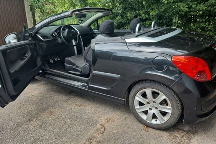 Peugeot 207 172.400 km 1.400 &euro; Hamburg 21129
