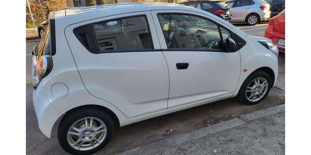Chevrolet Spark 156.500 km 1.600 € Hamburg 22301