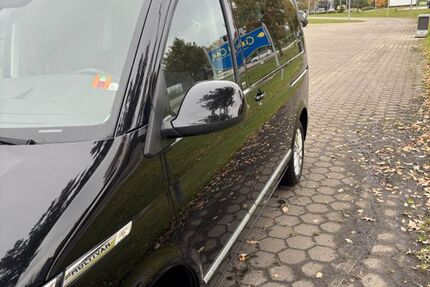 VW T6 Multivan 90.500 km 42.385 &euro; Klein Nordende 25336