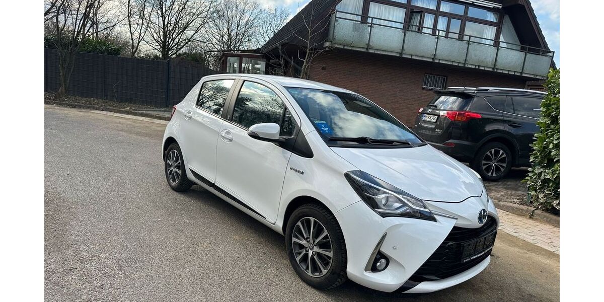 Toyota Yaris 83.000 km 10.995 &euro; Hamburg 22547