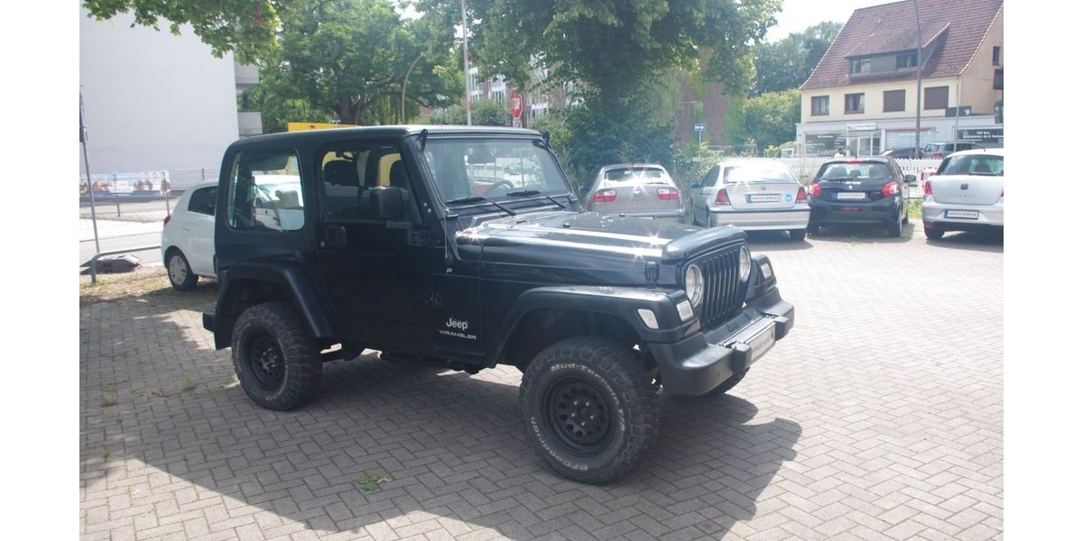 Jeep Wrangler 232.000 km 5.990 &euro; Hamburg 22547
