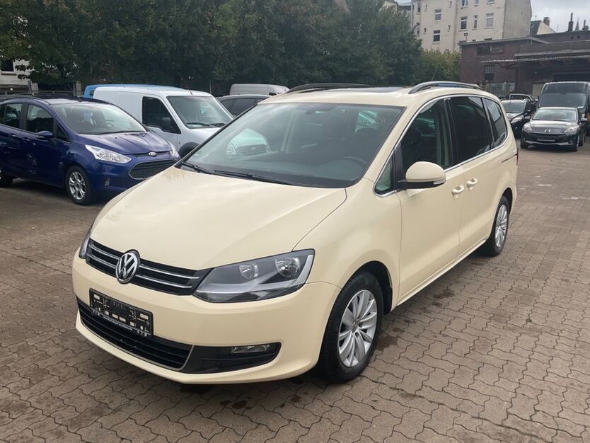 VW Sharan 561.180 km 4.499 € Hamburg 21107