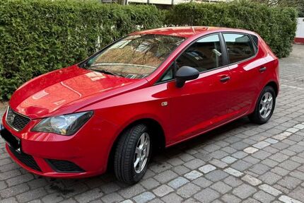 Seat Ibiza 136.500 km 3.699 &euro; Hamburg 22085