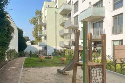 Neue Wohnung mit bodentiefen Fenstern und West-Balkon 3 zimmer