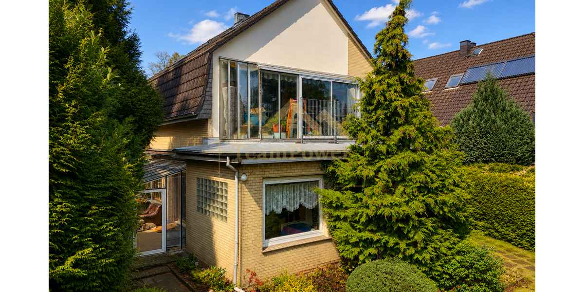 Ein Preis, 2 Wohnungen - jetzt schnell sein! - Zweifamilienhaus Hamburg Wandsbek | Angebot:27266966