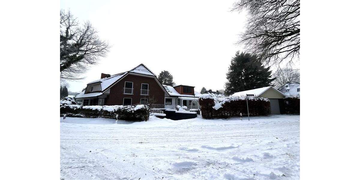 4 Parteien Mehrgenerationenhaus, senioren- und rollstuhlgerecht, ca. 1.183 m² Grdst. in HH Lokstedt zimmer
