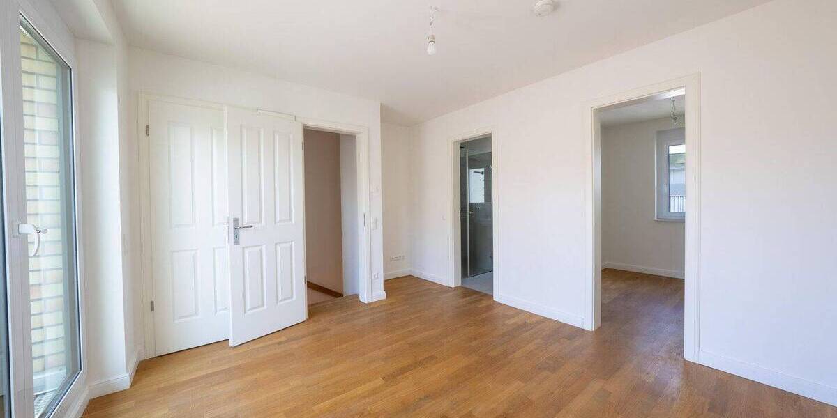 Reihenmittelhaus Hamburg Niendorf - 6 Zimmer, 140 m&sup2;, 899.000&euro; | Angebot:26657368