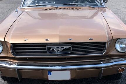 Ford Mustang 99.000 km 29.999 &euro; Hamburg 22397