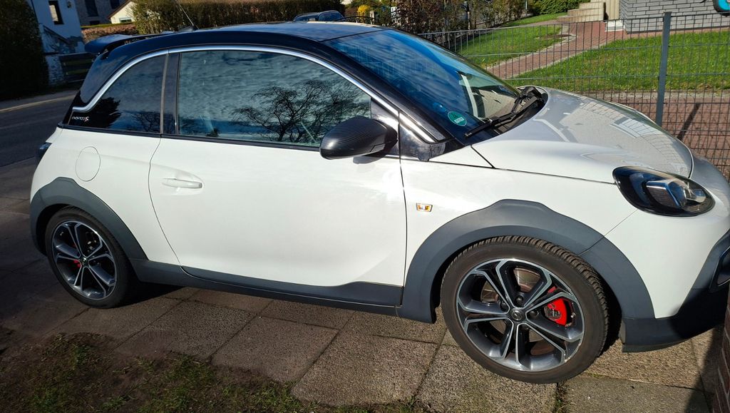 Opel Adam 88.800 km 13.000 &euro; Hamburg 22045