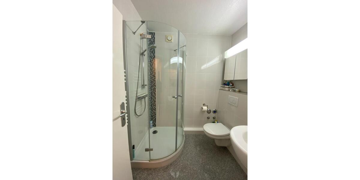 Hochparterre Hamburg Wandsbek - 1 Zimmer, 33 m&sup2;, 193.000&euro; | Angebot:26956258