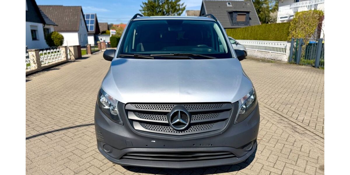 Mercedes-Benz Vito 289.685 km 10.900 &euro; Hamburg 22043