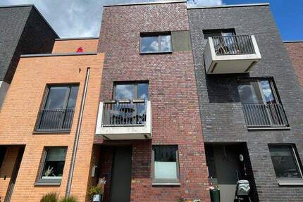 Haus Hamburg Jenfeld - 5 Zimmer, 121 m&sup2;, 699.000&euro; | Angebot:24349934