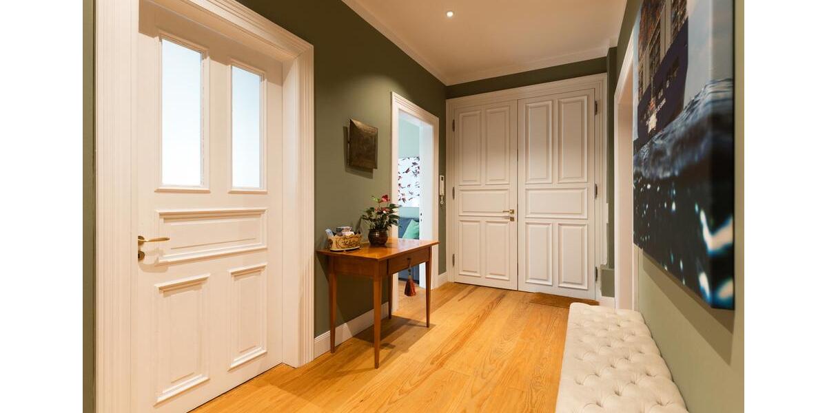 Etagenwohnung Hamburg Altstadt - 5 Zimmer, 151 m&sup2;, 4.250&euro; | Angebot:26267395