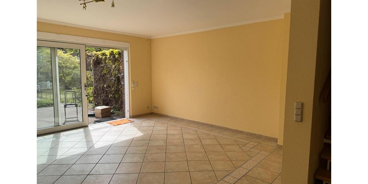 Reihenhaus Reinbek - 4 Zimmer, 120 m&sup2;, 480.000&euro; | Angebot:26384676