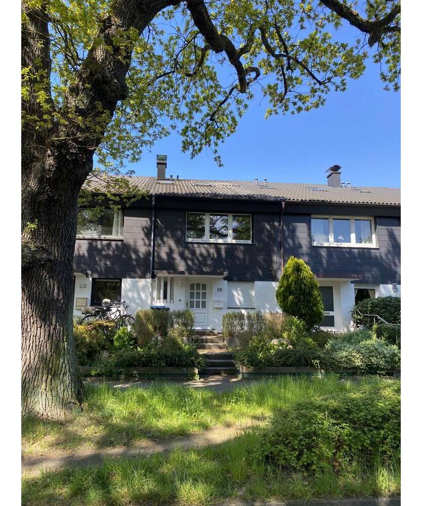 Haus zum Mieten in Hamburg 2.350 € 128 m²